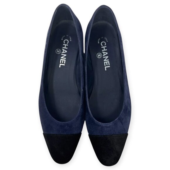 Chanel Navy Blue CC Logo Cap Toe Ballet Flats - Picture 4 of 9